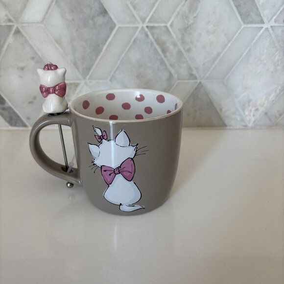R Squared Zrike Brands Disney Aristocats Polka Dot Interior Mug with Stirrer - Picture 6 of 10